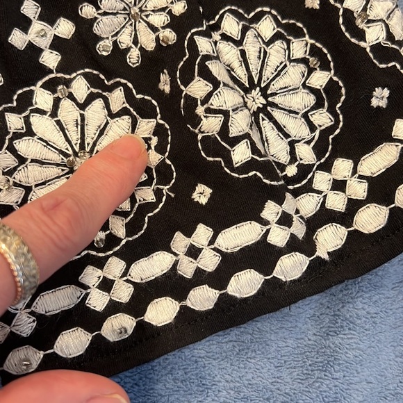 INC INTERNATIONAL CONCEPTS TUNIC TOP EMBROIDERED SIZE SMALL (S) BLACK & SILVER - Picture 12 of 13